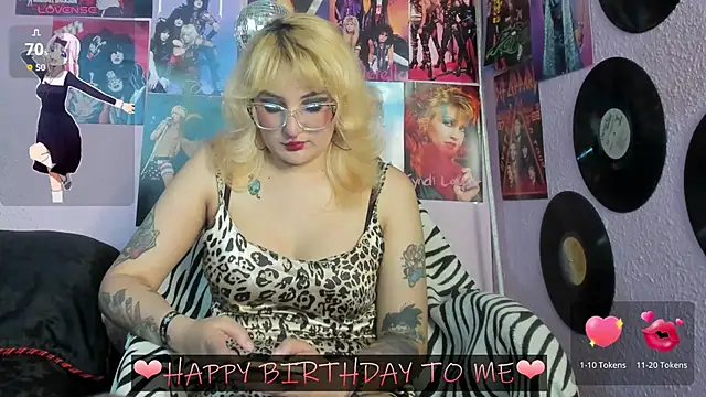 Avril Maria online show from September 17, 5:59 pm