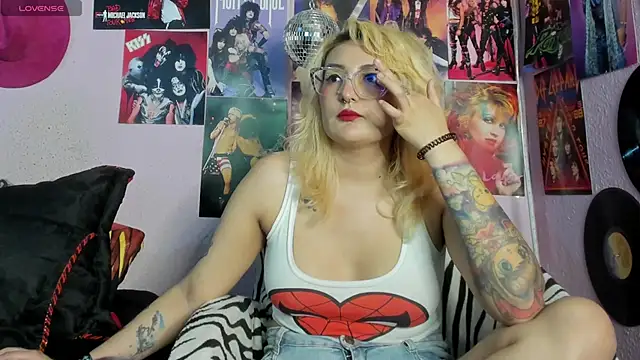 Avril Maria online show from September 10, 8:52 pm