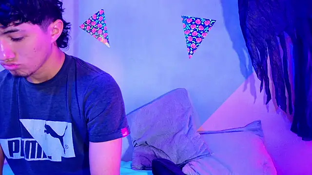 Laura and Kevin online show from October 26, 2:06 pm