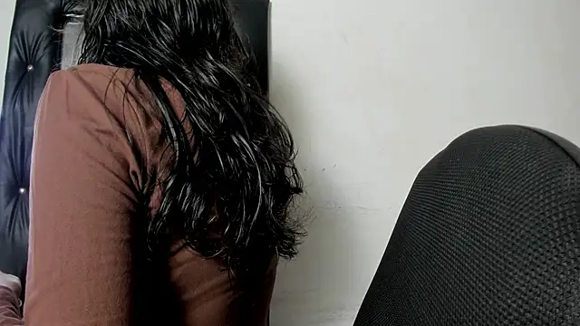 Laura and Kevin online show from February 23, 8:20 pm