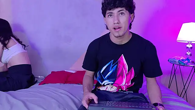 Laura and Kevin online show from September 11, 1:33 pm