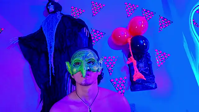 Laura and Kevin online show from October 5, 2:30 pm