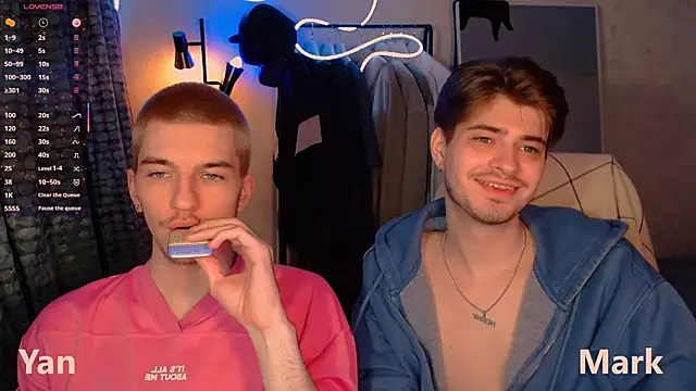 Snapshot of itsyanbb chatting on November 20, 6:19 pm itsyanbb online show from November 20, 6:19 pm