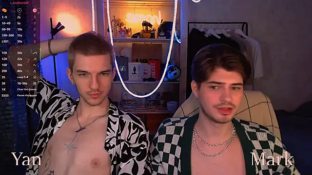 Snapshot of itsyanbb chatting on January 15, 8:45 pm itsyanbb online show from January 15, 8:45 pm