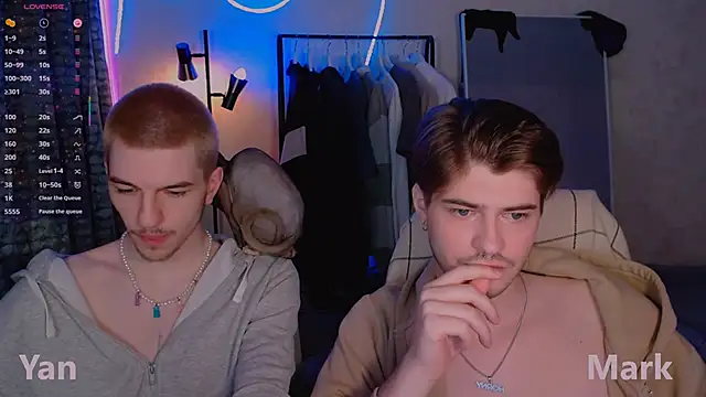 Snapshot of itsyanbb chatting on November 19, 6:08 pm itsyanbb online show from November 19, 6:08 pm