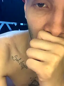 Snapshot of zoeandangel chatting on October 29, 3:38 am zoeandangel online show from October 29, 3:38 am