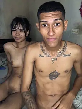 Snapshot of cofla_30 chatting on November 2, 8:25 pm cofla 30 online show from November 2, 8:25 pm