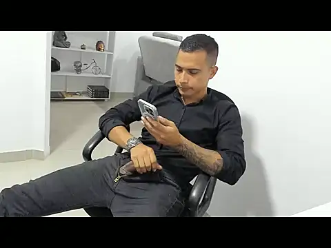 AndrewGmz online show from November 13, 2:26 am