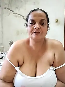 Snapshot of Vydinha chatting on October 29, 8:19 pm Vydinha online show from October 29, 8:19 pm