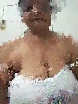 Snapshot of Vydinha chatting on December 3, 11:47 pm Vydinha online show from December 3, 11:47 pm