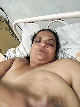 Snapshot of Vydinha chatting on November 3, 8:56 pm Vydinha online show from November 3, 8:56 pm