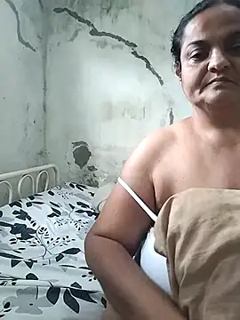 Snapshot of Vydinha chatting on October 22, 1:43 pm Vydinha online show from October 22, 1:43 pm