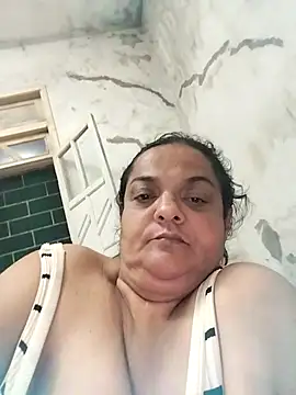 Snapshot of Vydinha chatting on October 18, 9:39 pm Vydinha online show from October 18, 9:39 pm