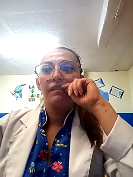 Snapshot of -AngelNova- chatting on October 27, 1:01 pm -AngelNova- online show from October 27, 1:01 pm