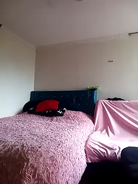 Snapshot of -AngelNova- chatting on December 14, 8:25 pm -AngelNova- online show from December 14, 8:25 pm