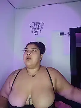 kendra lil evill online show from May 17, 10:37 am