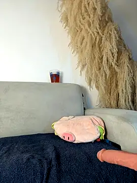 Snapshot of Miafisher_ chatting on October 31, 12:51 am Miafisher online show from October 31, 12:51 am