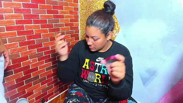 sweet sexy bitch42 online show from October 25, 3:28 am