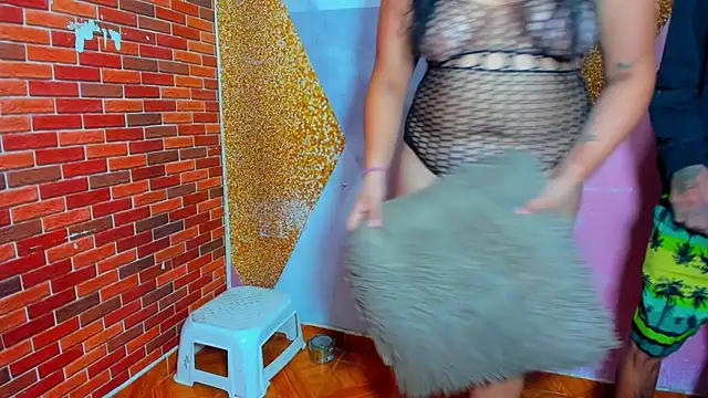 sweet sexy bitch42 online show from December 15, 4:18 am