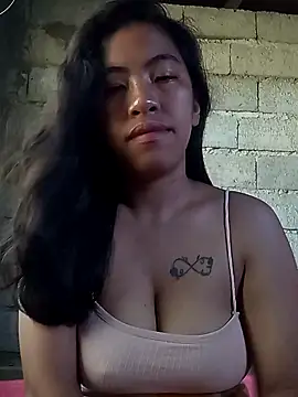 Snapshot of Yapsyxx chatting on November 27, 12:00 am Yapsyxx online show from November 27, 12:00 am