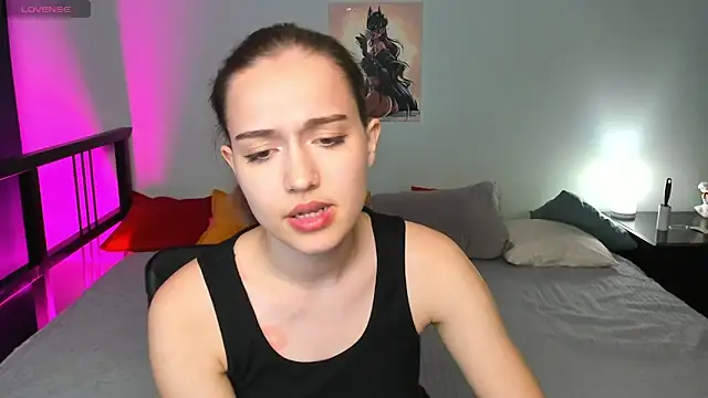 Snapshot of Alisa__Kelly chatting on October 22, 1:49 am Alisa Kelly online show from October 22, 1:49 am