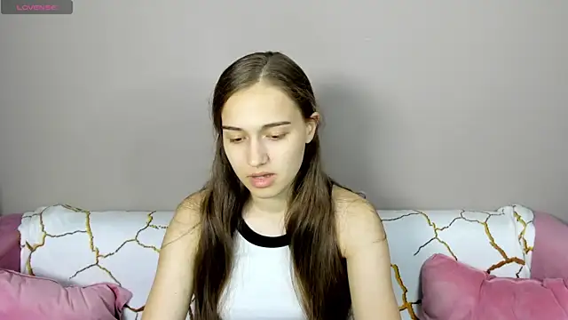 Snapshot of Alisa__Kelly chatting on September 28, 1:01 am Alisa Kelly online show from September 28, 1:01 am