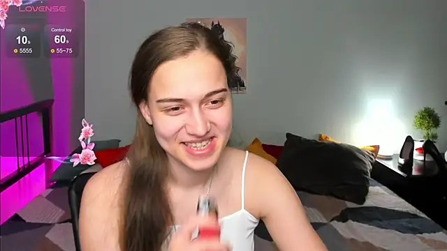 Snapshot of Alisa__Kelly chatting on October 25, 12:43 am Alisa Kelly online show from October 25, 12:43 am