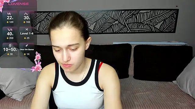 Snapshot of Alisa__Kelly chatting on November 29, 2:01 am Alisa Kelly online show from November 29, 2:01 am