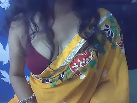 Snapshot of SoftButDeadly0 chatting on October 22, 6:18 pm SoftButDeadly0 online show from October 22, 6:18 pm