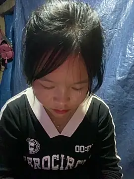 Snapshot of O_o_UwU_o_O chatting on September 16, 8:48 am O o UwU o O online show from September 16, 8:48 am