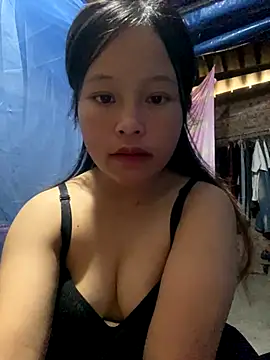 Snapshot of O_o_UwU_o_O chatting on October 31, 1:57 am O o UwU o O online show from October 31, 1:57 am