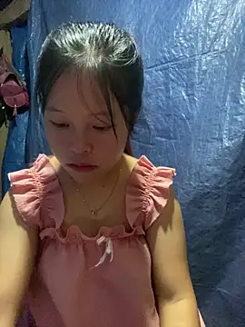 Snapshot of O_o_UwU_o_O chatting on October 2, 1:53 am O o UwU o O online show from October 2, 1:53 am