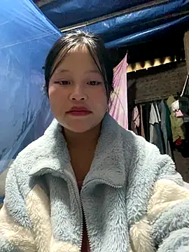 Snapshot of O_o_UwU_o_O chatting on October 16, 1:58 am O o UwU o O online show from October 16, 1:58 am