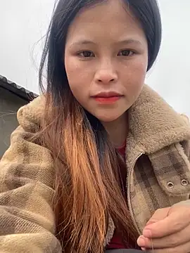 O o UwU o O online show from February 24, 5:52 am