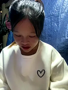 Snapshot of O_o_UwU_o_O chatting on September 27, 2:50 am O o UwU o O online show from September 27, 2:50 am