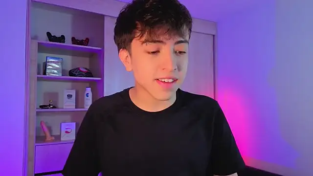 onlinenico online show from September 29, 7:08 pm