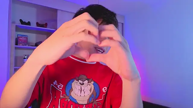 onlinenico online show from October 6, 8:09 pm