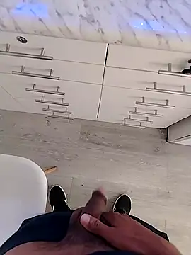 Snapshot of Blackllg chatting on November 11, 7:08 pm Blackllg online show from November 11, 7:08 pm