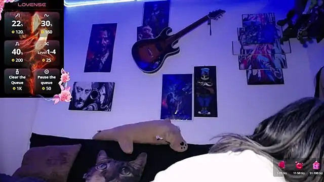 moonligth18 online show from November 7, 11:30 pm