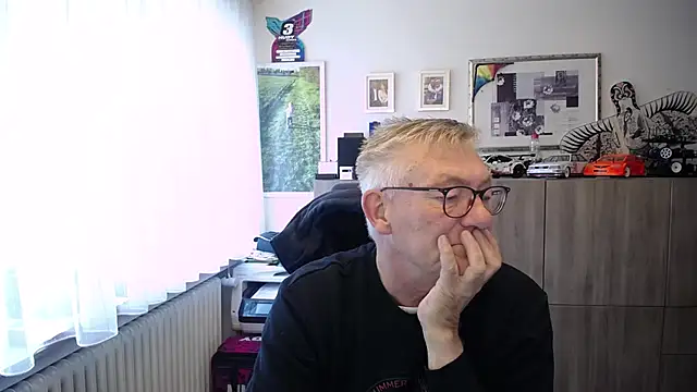 randyandy67 online show from October 9, 10:38 am