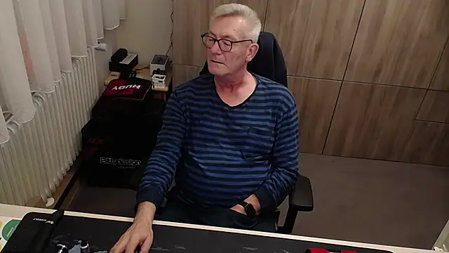 randyandy67 online show from November 4, 9:07 pm