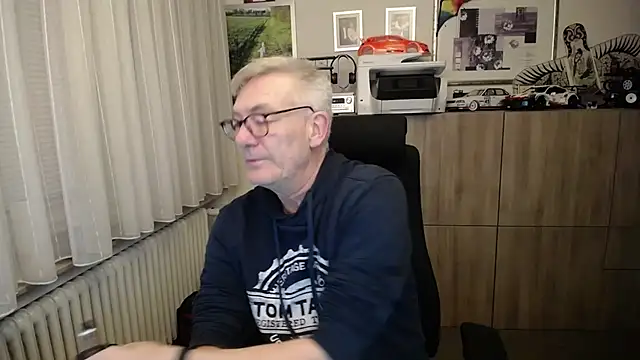 randyandy67 online show from November 27, 6:36 am