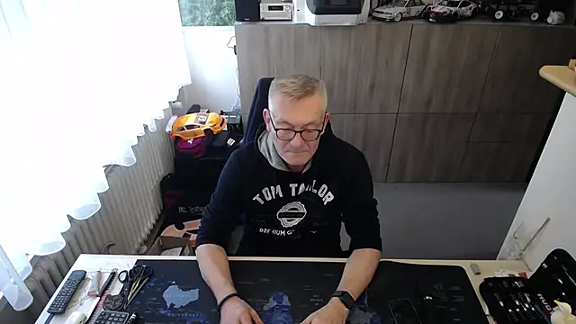 randyandy67 online show from December 18, 11:58 am