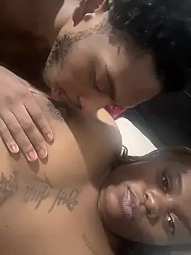 sweetcummer2 online show from June 21, 9:37 am