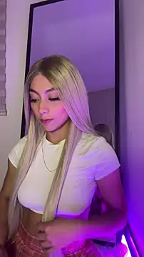 Tessa  Winslow online show from March 21, 3:41 am