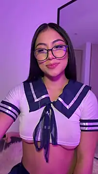 Tessa  Winslow online show from May 6, 12:47 am