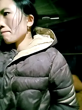 Snapshot of ngan-cute chatting on February 19, 4:20 am ngan-cute online show from February 19, 4:20 am