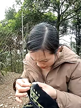 Snapshot of ngan-cute chatting on February 15, 7:51 am ngan-cute online show from February 15, 7:51 am