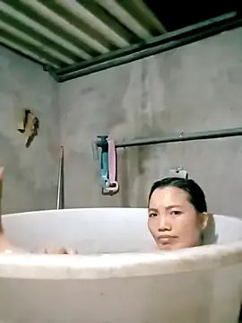 ngan-cute online show from October 30, 1:53 pm