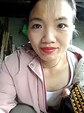 ngan-cute online show from November 6, 1:31 am